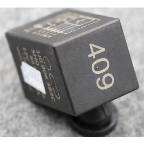 Apply to Old Bora Golf 4 MK4 Oil pump relay 409 Oil pump controller 409 1J0 906 383 1J0906383