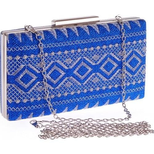 Fashion womens clutch bag Women Vintage Floral Clutch Purse Diamond Hasp Embroidery Flower Cocktail Evening Bag For Wedding