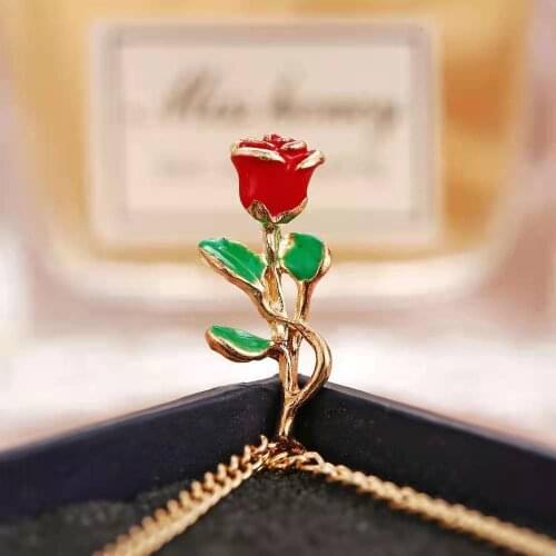 Fashion Personality Womens Necklace Creative Temperament Simple Color Rose Pendant Necklace 2021 Trend New Product Party Gift