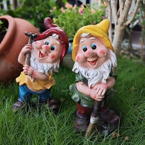 Garden Dwarf Figurine Courtyard Gnome Elf Statue Home Outdoor Decorations Ornament