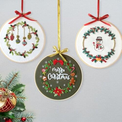 Christmas DIY European-style Embroidery Ribbon Set Beginners With Embroidery Shed Sewing Kit Cross-stitch Crafts Hand-stitched D
