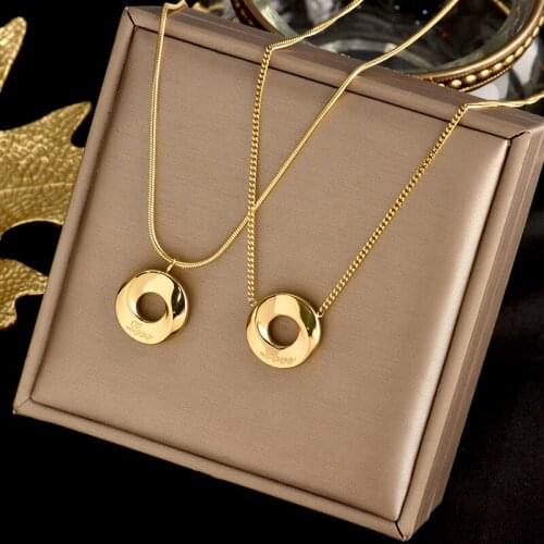 316L Titanium stainless steel No fading chain Upscale jewelry Safety buckle Necklace fashion charm Light luxury gift women