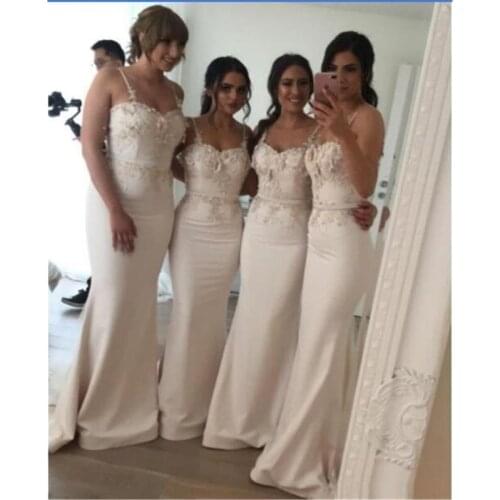 New White Lace Covertible Bridesmaid Dresses Pleated Floor length Country Beach Wedding Guest Party Gowns Cheap Long Prom Dress