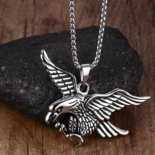Vintage Mens Necklaces Stainless Steel Flying Eagle Pendant Choker Male Hip-Hop Biker Fashion Male Boy Jewelry Costume Accessory