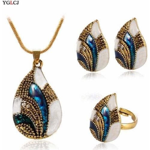 Womens Ornaments Retro Three-Piece Crystal Zircon Water Drop Pendant Necklace Earrings Set Gift 2020