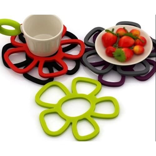 100piece Silicone Tableware Pad Non-stick Color Tray Mat Tableware Pad Tableware Flower Shape Placemat Kitchen Accessories