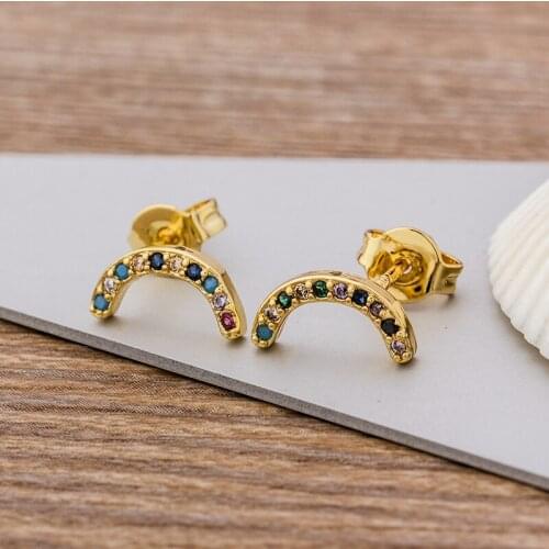 New Fashion Delicate Cute Gold CZ Zircon Crystal Bend Stud Earrings Rainbow Color Romantic Love Stud Earrings Women Jewelry