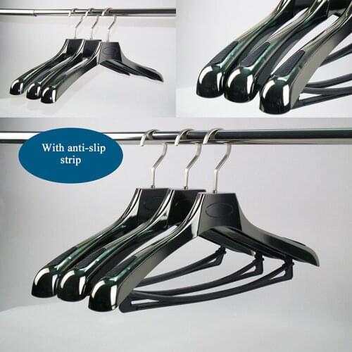 Manufacturer supply Customizable Logo Clothing store Storage Hanging Metal glossy Plastic clothes hanger for Adult Suit Coat