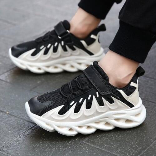 Kids Sneakers Outdoor Running Shoes For Boys Super Light Breathable Mesh Sport Shoes Girl Anti-skid Slip-on Casual Athletic Shoe