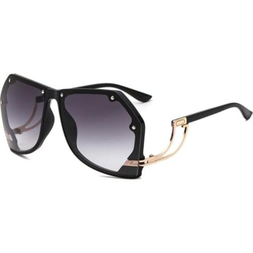 Fashion Sunglasses Women Mens Oversized Metal Plastic Eyewear Shape Sun Glasses Party Catwalk Beach Sun Glasses 2763OT