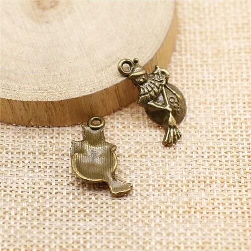 Free shipping 40pcs 24x11mm antique bronze Snowman charms diy retro jewelry fit Earring keychain hair card pendant accessories