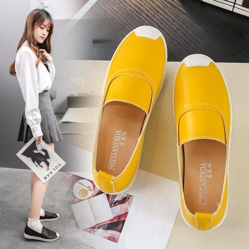 Spring and Summer New Style Leather Flat Shoes Women Retro Wild One-step Loafers Soft Sole Multicolor Grandma Shoes Women Shoes