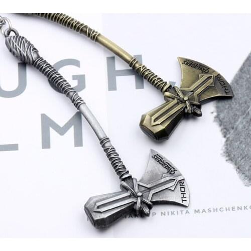 Marvel Movie Key Chain Avengers 3 Infinity War Thors Axe Keyring Pendant Mens Backpack Car Keychain Decoration
