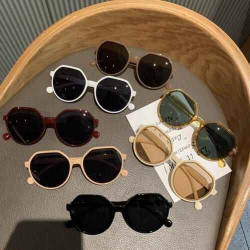 Retro Round Sunglasses Women Brand Designer Classic Vintage Small Frame Sun Glasses Ladies Black Driving Eyewear Korean Style