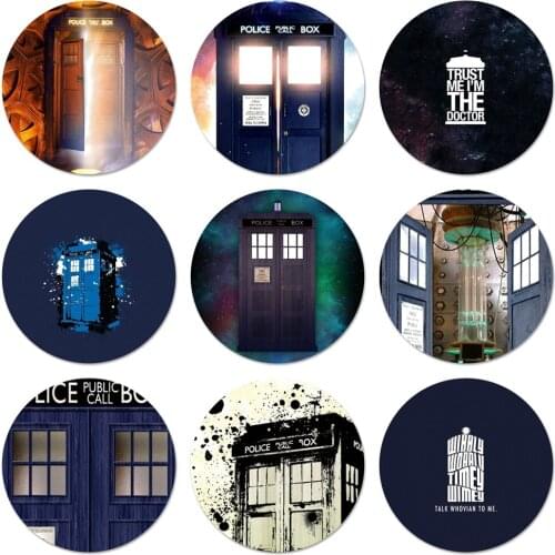 58mm Tardis Dr Doctor Who Police Call Box Doctor Who Icons Pins Badge Decoration Brooches Metal Badges For Backpack Decoration