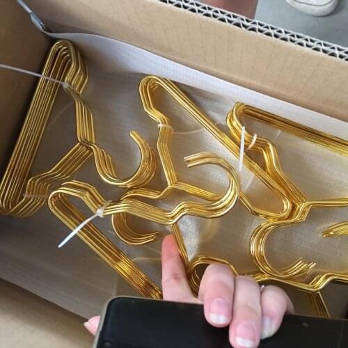 Mini Pet Hanger Dog Clothes Iron Art Coat Rack Gold Design Cat Teddy Show Clothes Hanger Pet Shop Small Clothes Support ZA407