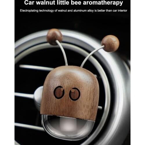 Car Air outlet Fresheners Aromatherapy Perfume Car Diffuser Vent Clip Wooden Interior Auto Accessories Decoration