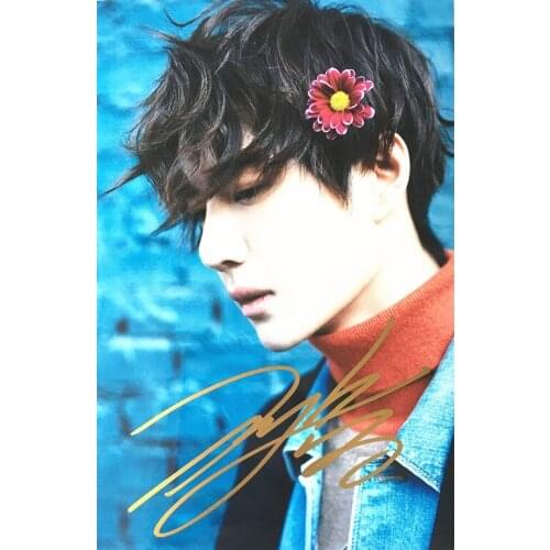 Hand signed Yibo autographed photo 4*6 free shipping 10 versions 062018