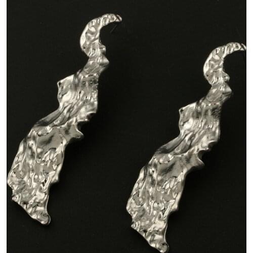 Han Edition Punk Metal Irregular Geometric Stud Earrings For Women Long Waved Earrings Gold Color Statement Big Earrings