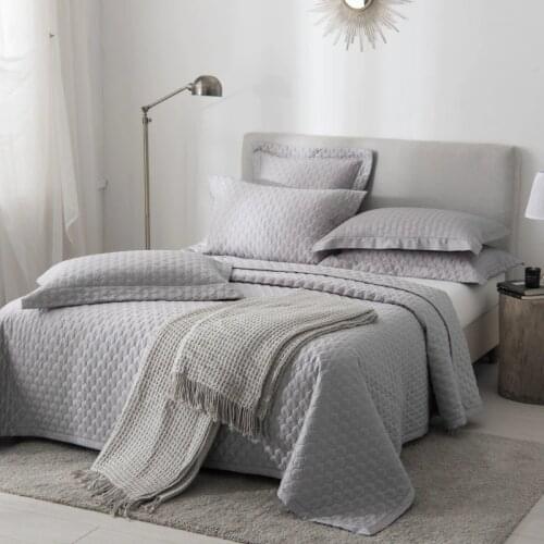 2020 new products Double sided long staple cottonQuilted quilt Bedspread Fitted Sheet Pillowcases 2/3pcs Luxury Bedding
