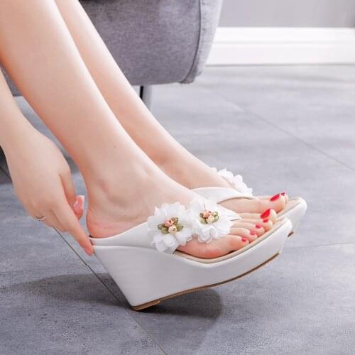 Crystal Queen Summer Womens Flip-Flop Sandals Platform Flip Flops Slippers Sandals Swing Wedges Women Shoes Plus Size
