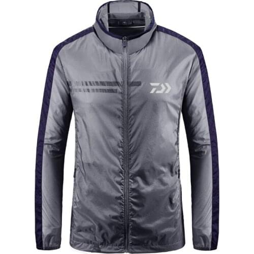 Daiwa Outdoor Fishing Clothes Quick Dry Hydrophobic Clothing Casual Breathable Camping Hooded Jackets Ice Silk Waterproof