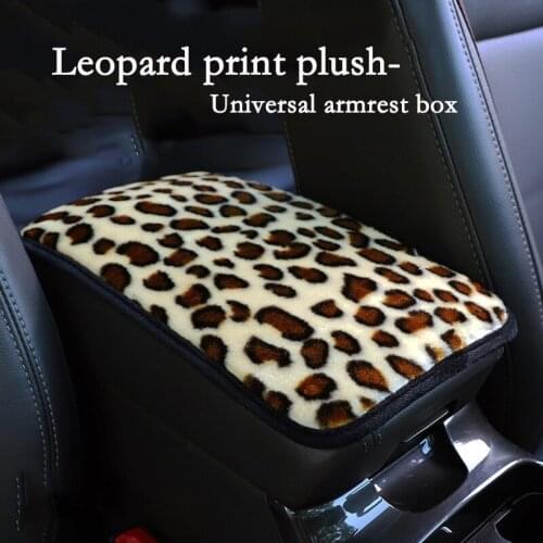 Four Seasons Warm Soft Universal Armrest Box Cover Plush 3D Non-slip Central Storage Hand-held Box Protector Cushion Mat Carpet