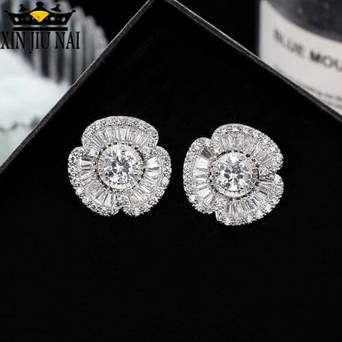 Sweet and Romantic Camellia S925 Sterling Silver Womens Diamond Earrings luxurious shine Delicate fashion exaggeration
