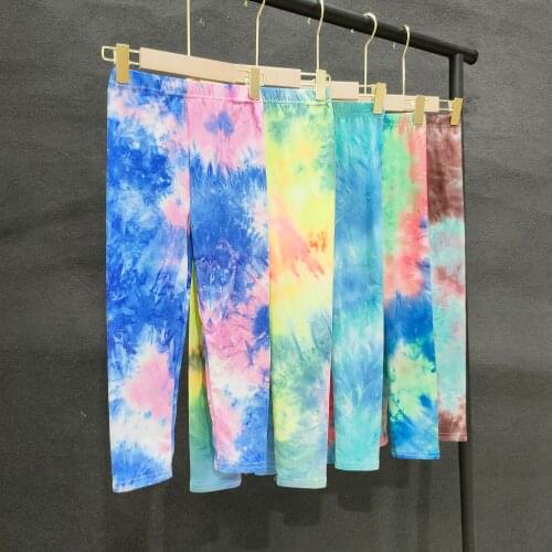 Childrens Pants 2021 New Girls Elastic Leggings Color Graffiti Printed Baby Pants 2-11T Summer Feet Pants