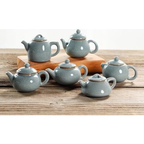 1PC 100ml Mini Teapot Pocket Hand Pot Small Fingertips Tea tray decoration tea play Classic Pot