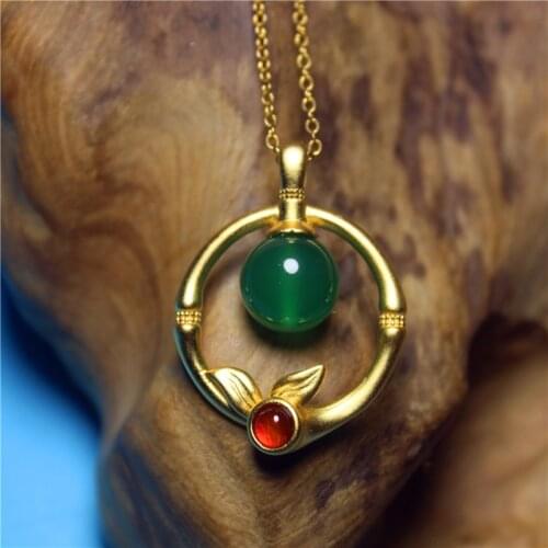 Wholesale Fashion Jewelry Green Chalcedony Special Silver plated Donuts shape Necklace for Women feature namour Charm Gift