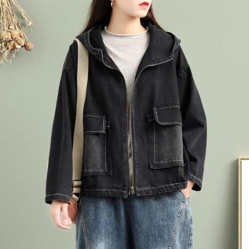 2021 New Style Korean Simple Denim Jacket Loose Large Size Stitching Distressed Short Jackets Women Retro Black Overcoat aq564