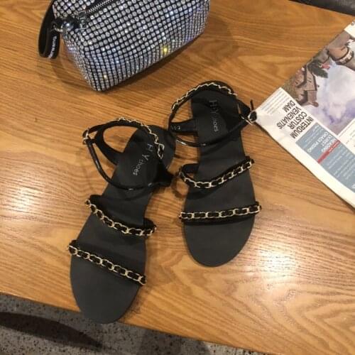 2021 Korean Summer New Fashion Chain Fashion Street Sandals