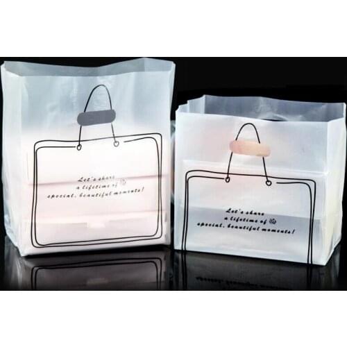 50Pcs/Lot White Plastic Shopping Bag with Handle Gift Craft Apparel Boutique Plastic Shopping Bags for Favor a large Garment Bag