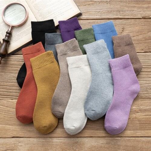 1 pair New Funny Harajuku High Quality Creative Winter womens Woolen socks Super Thick Warm Retro Snow Casual Antifreeze