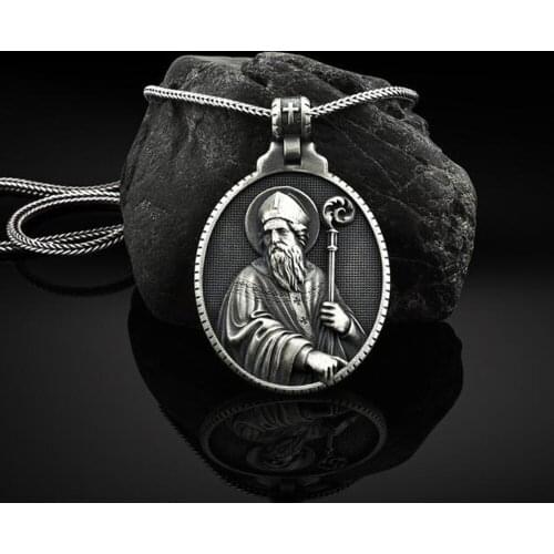 Christian Badge Pope Medal Catholic Vintage Mens Pendant Necklace Tag European and American Style Religious Necklace