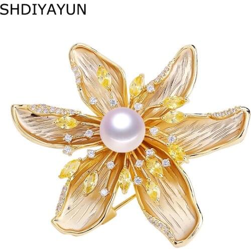 SHDIYAYUN 2019 New Good Pearl Brooch For Women Texture Flower Brooch Pins Brooches Natural Freshwater Pearl Fine Jewelry Gift