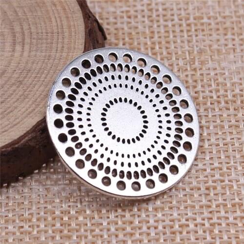 WYSIWYG 5pcs 29x29mm Antique Silver Color Hollow Flower Pattern Charms Pendant For Jewelry Making DIY Jewelry Findings