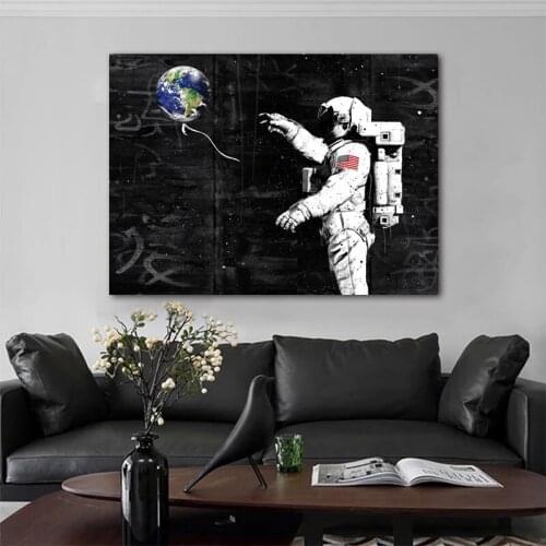 Astronaut Street Art Modern Home Decor Graffiti Canvas Painting Wall Art Pictures for Living Room Posters and Prints Abstract