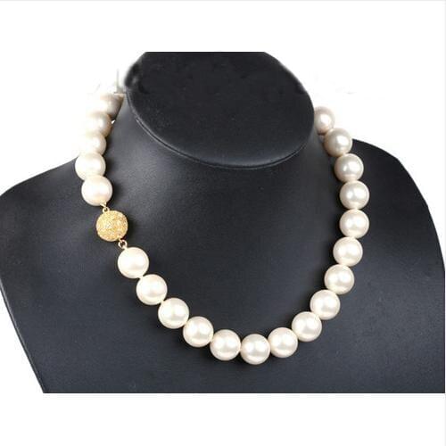 New Favorite Pearl Necklace 14mm Round White Color South Sea Shell Pearl Rhinstone Magnet Clasp Fine Jewelry Nice Lady Gift