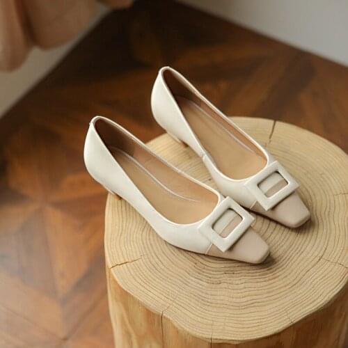 Osunlina Lady Pumps 3.5cm Comfortable Low Heel Genuine Leather Pumps Slip On Square Toe Handmade Simple Woman Shoes 2021 New