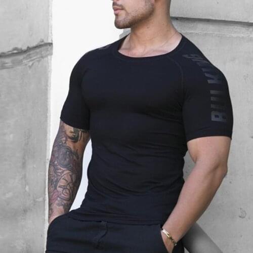 2021 Men Sports Tshirts Tights Training Shirt Quick Dry Fitness Mens Shirt Tops Tight Shorts Sleeve Jogging New Tee