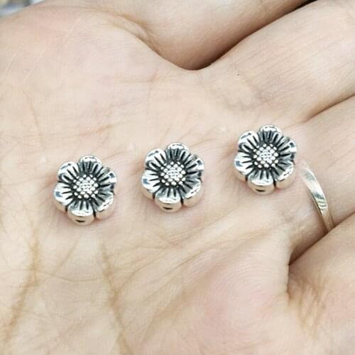 SEA MEW 50 PCS 8mm Fashion Metal Alloy Antique Silver Color Flowers Spacer Beads DIY Flat Beads For DIY Jewelry Making