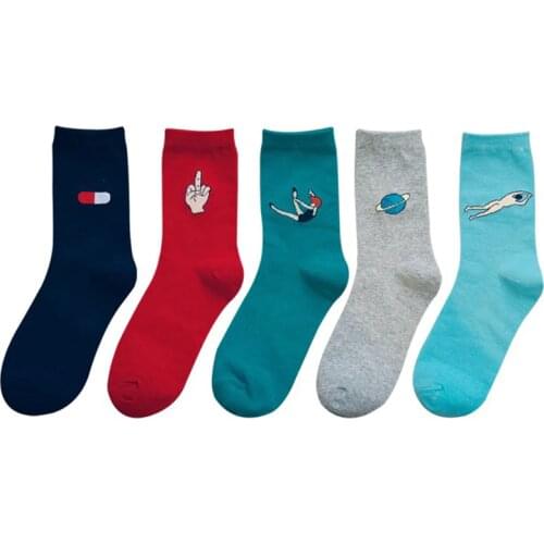 Korean Harajuku Women Men Earth capsule Socks Funny Male Female Red Middle Finger Cartoon Cotton Long Socks
