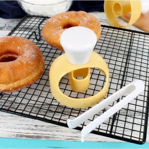 Hot Sale Creative Donut Maker Mold Food Grade ABS Plastic Cake Mould Bakeware Desserts Bread Cutter Kitchen Tools