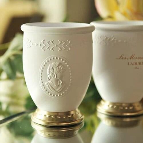 French Retro Makeup Brush Holder Bracket Embossed Portrait Cosmetic Tools Organizer Comb Pen Pencil Storage Box Container