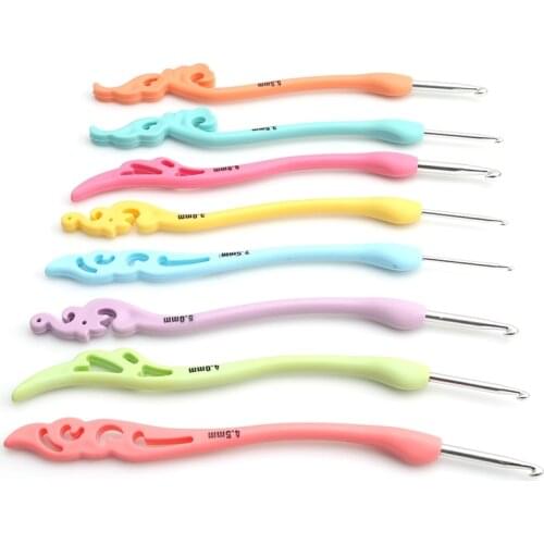 8Pcs Colorful Crochet Needs Fancy Soft Handle Aluminum Crochet Sewing Knitwear Diy Hand Tool Set