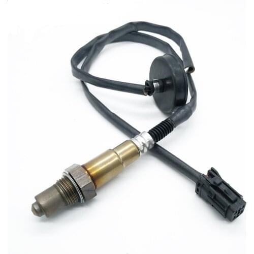 Oxygen sensor is suitable for Hyundai IX35 2.0L 2012 smart running 11 models 2.0L 2.4L sensor sensor 392102E700 original chip fa