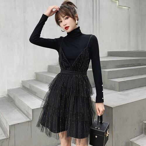 Very fairy suit one-piece skirt 2019 autumn and winter new womens knitted sling western-style skirt net red two-piece suit