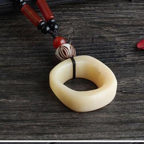 Vintage Big natural Natural yak bone Pendant Ethnic Jewelry Buddhist Mala Beads Maxi Necklace For Women Wholesale Price